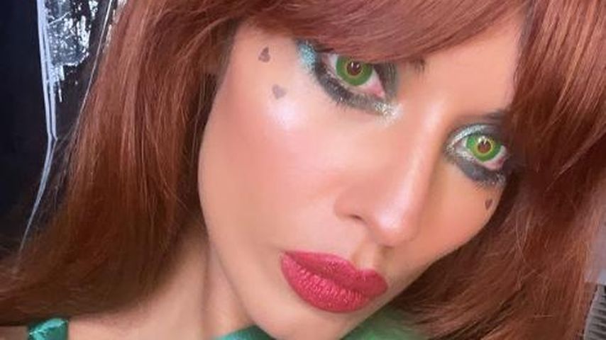 Jameela Jamil legte beim "She-Hulk"-Make-up selbst Hand an!