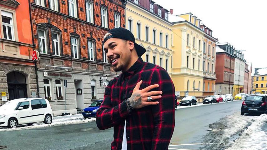 Von Temptation-Salva als "fett" beleidigt: So geht's James!