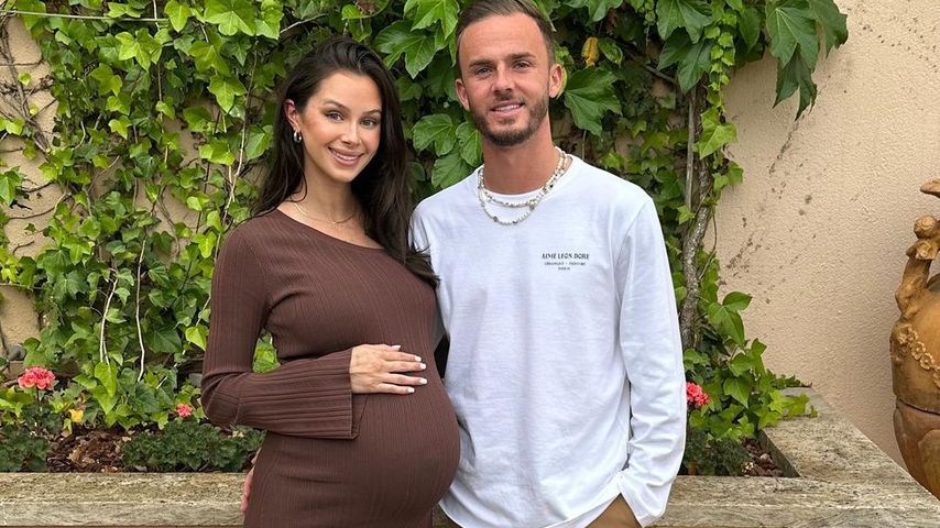 UK-Kicker James Maddison und schwangere Freundin im Urlaub