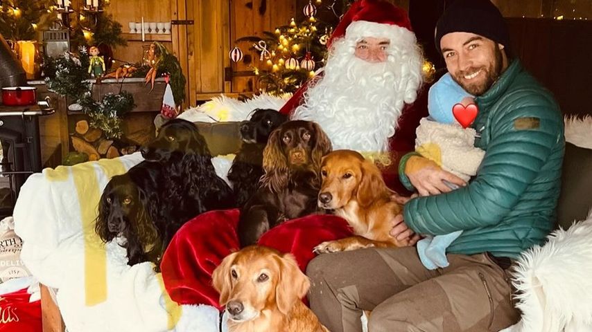 Süßes Weihnachtsfoto: James Middleton knuddelt seinen Sohn!