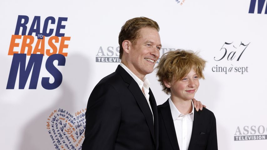 James Tupper und Atlas Heche Tupper auf dem Red Carpet