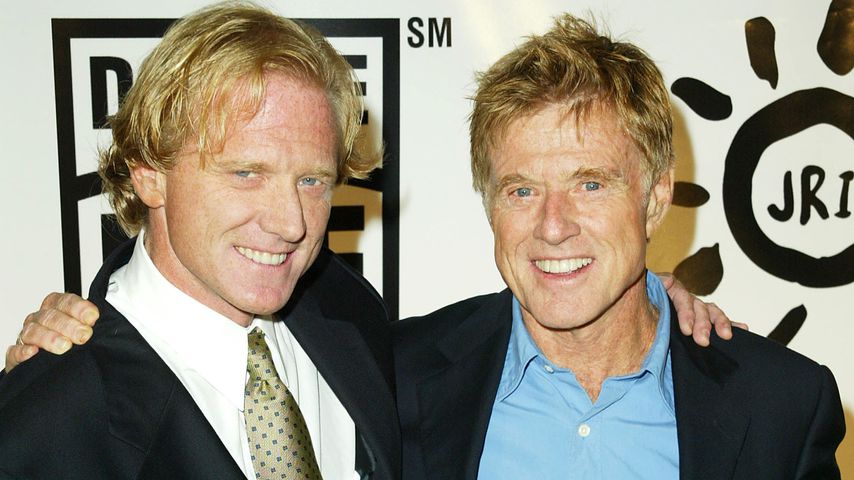 James und Robert Redford 2003 in Los Angeles