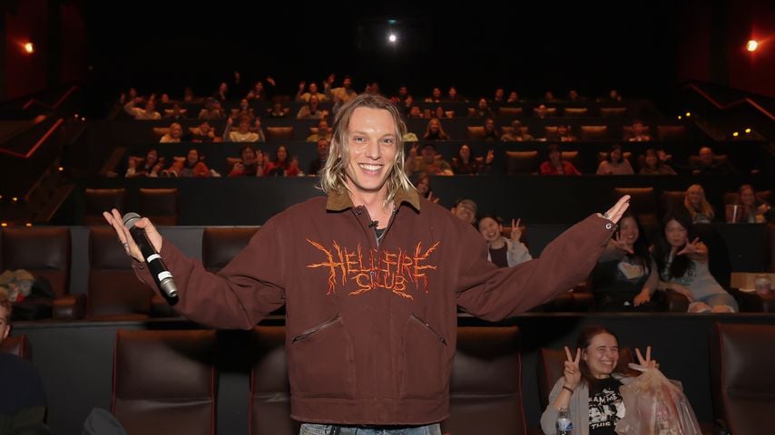Jamie Campbell Bower bei den Fan-Screenings zu Stranger Things 5 im Foothill Ranch AMC in Tustin, 31. Dezember 2025