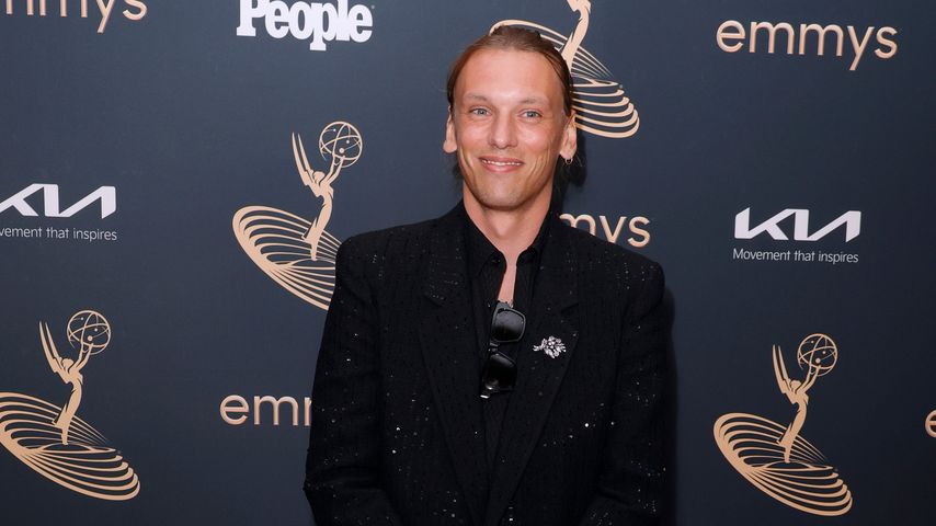 Jamie Campbell Bower, 2022