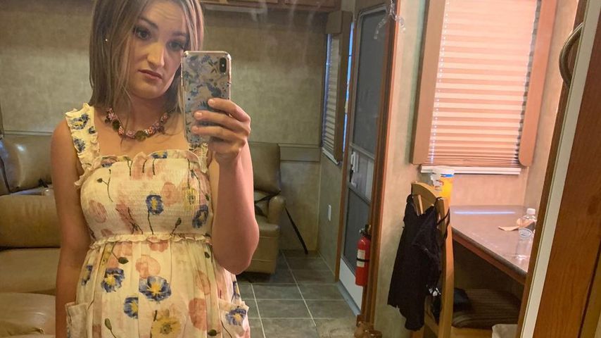 Fake-Babybauch: Jamie Lynn Spears am "Süße Magnolien"-Set