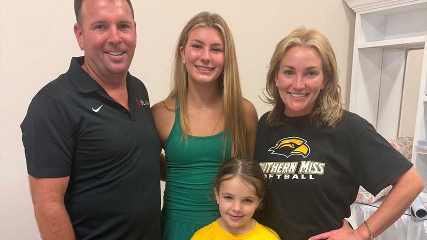 Jamie Lynn Spears mit Ehemann Jamie und ihren Töchtern Maddie und Ivey 2026