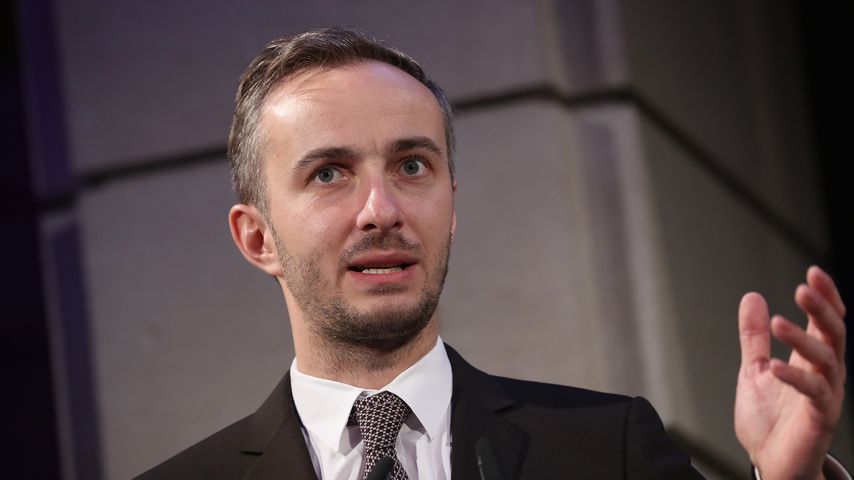 Jan Böhmermann, Satiriker