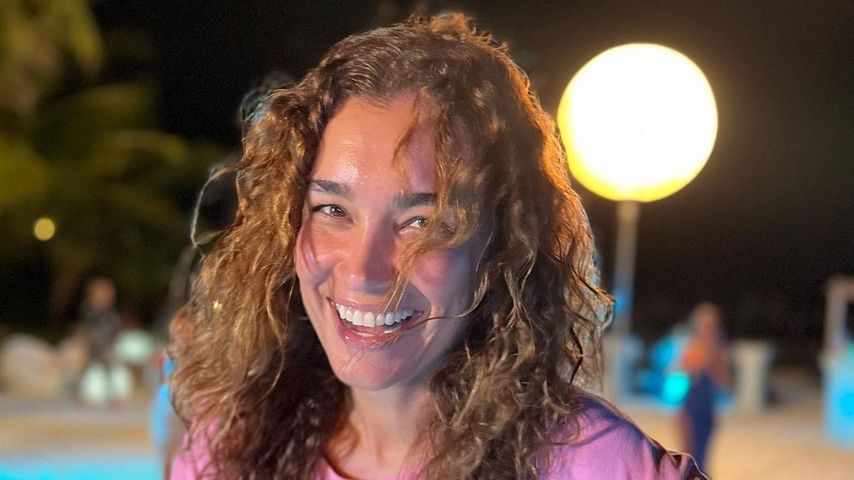 Wilde Mähne: Jana Ina Zarrella zeigt ihre Naturlocken!