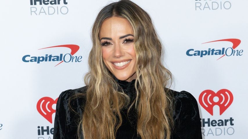 Jana Kramer beim iHeartRadio Jingle Ball 2024