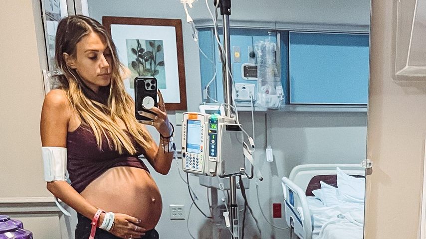 Schwangere Jana Kramer musste im Urlaub ins Krankenhaus
