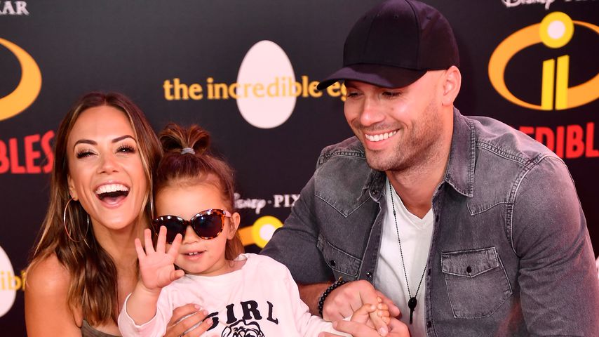 Jana Kramer und Mike Caussin mit ihrer Tochter Jolie