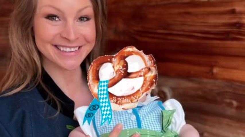Jana Schölermann mit Töchterchen Ilvi