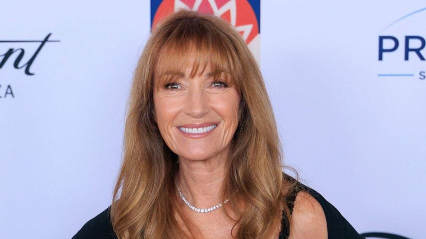 Jane Seymour mit auffälligem Ring am Finger