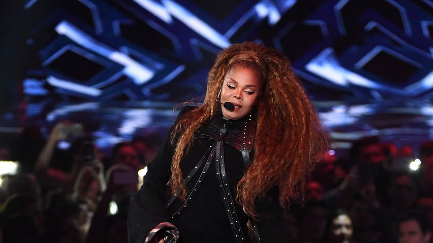 Janet Jackson presst sich in "Astronauten"-Outfit