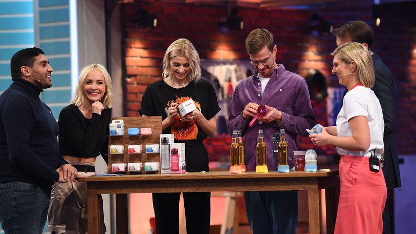 Janine Uhlman, Lena Gercke und Joko Winterscheidt bei "Das Ding des Jahres"