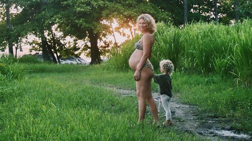 Janni Kusmagk mit ihrem Sohn Emil-Ocean in Costa Rica