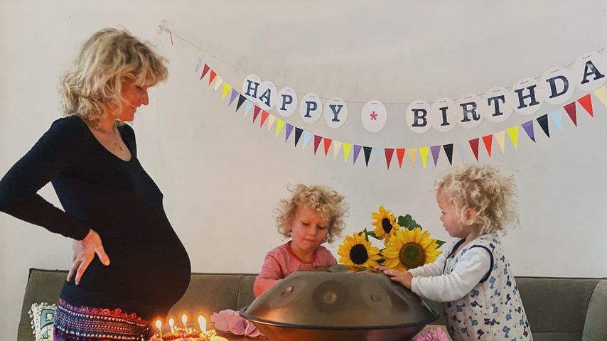 Janni Kusmagk mit ihren Kindern an ihrem 31. Geburtstag