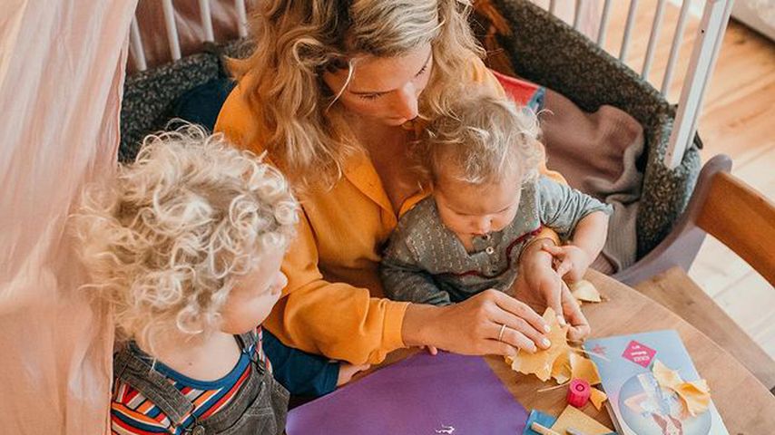Janni Kusmagk mit ihren Kindern Emil-Ocean und Yoko