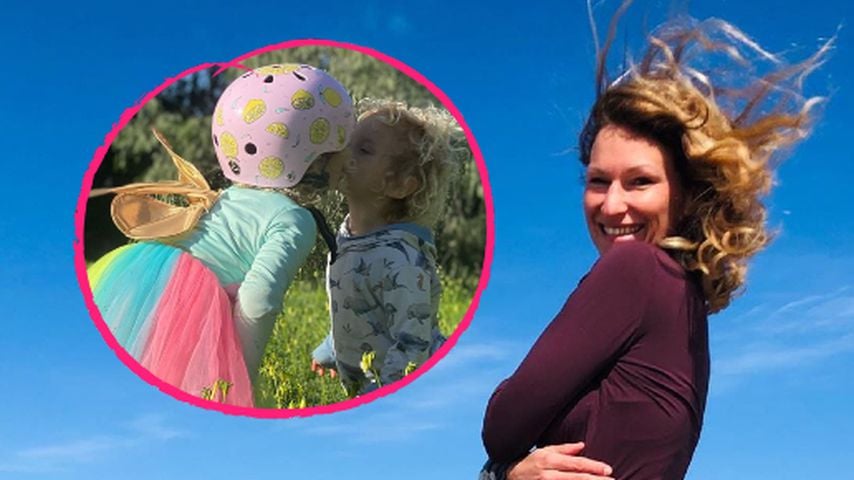 Niedlich! Emil-Ocean Kusmagk küsst Schwester im Elfenkostüm