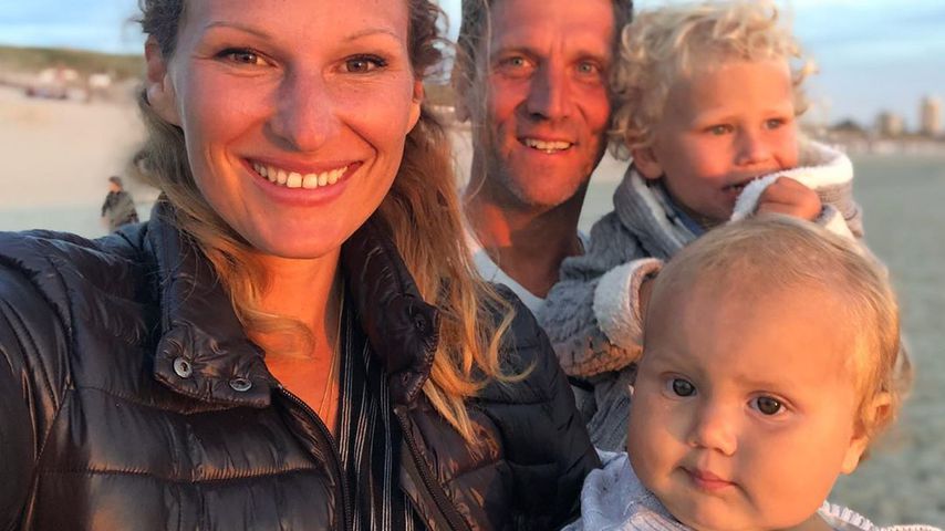 Janni und Peer Kusmagk mit ihren Kids Emil-Ocean und Yoko