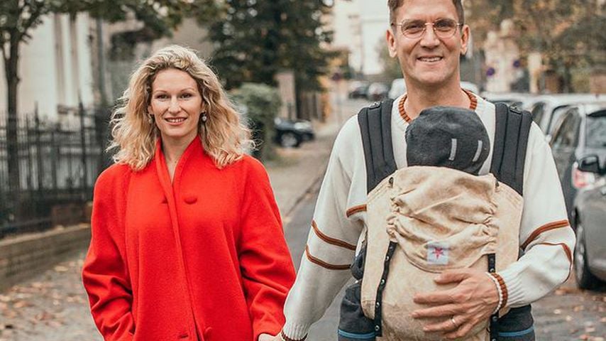 Janni und Peer Kusmagk mit ihrer Tochter Yoko