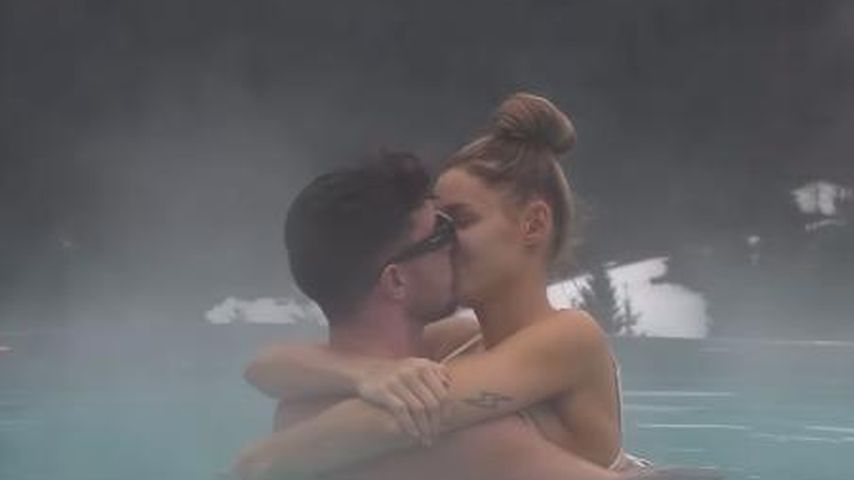 Jannik Kontalis und Gerda Lewis, Urlaub