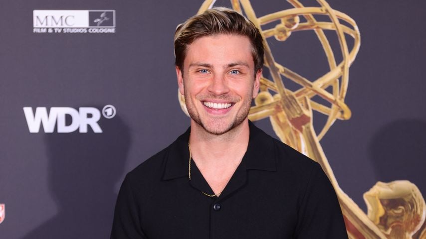 Schauspieler Jannik Schümann hat seinen Bachelor bestanden