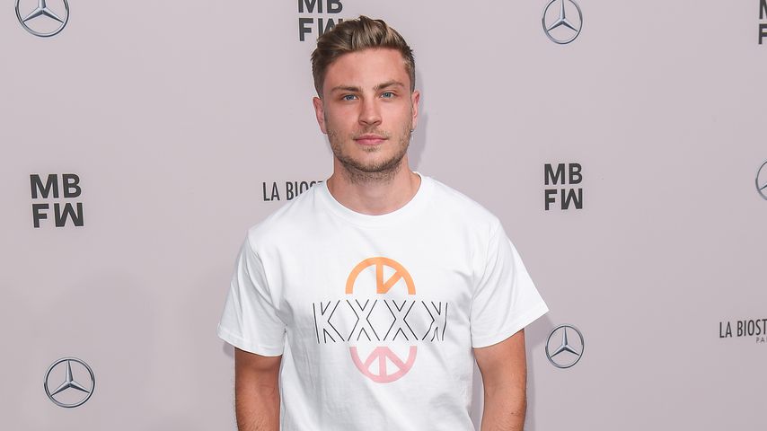 Jannik Schümann, 2019 bei der Berlin Fashion Week
