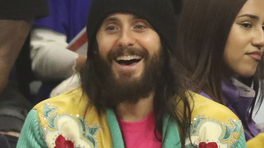 Jared Leto bei einem Basketball-Spiel