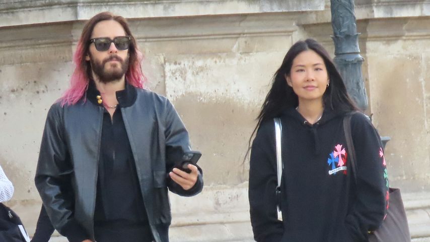 Jared Leto und eine unbekannte Dame in Paris