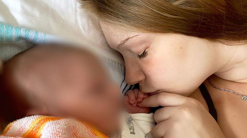 Jasi_xx3 mit ihrer Tochter Eleyna
