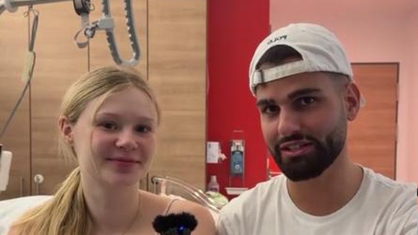 Jasi_xx3 und Mou mit ihrem Baby im Juli 2024