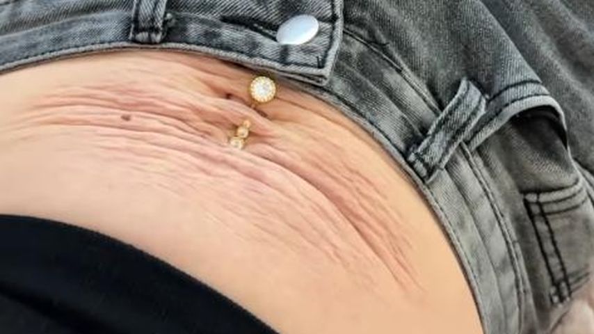 Jasi_xx3 zeigt ihren Bauch im Januar 2025