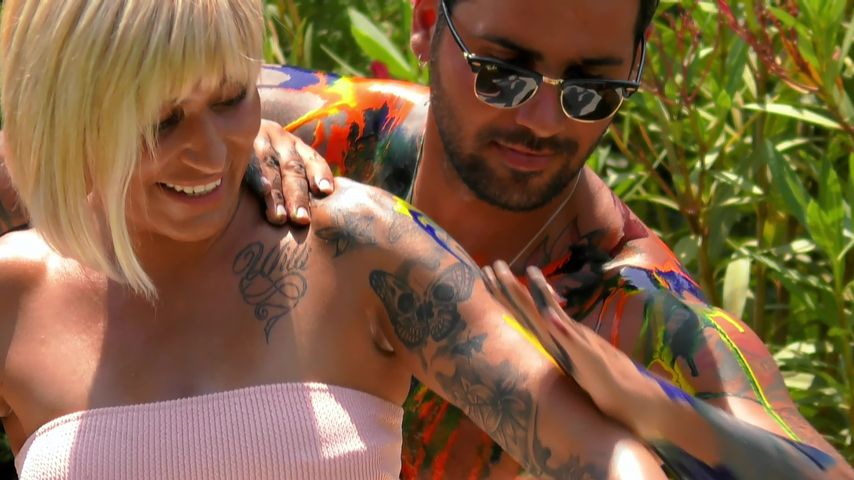 Jasmin Herren bei einem "Temptation Island V.I.P."-Date mit Filippo