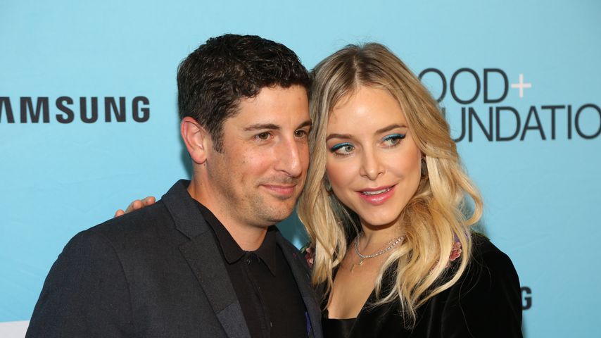Jason Biggs und seine Jenny scherzen über TV-Zusammenarbeit