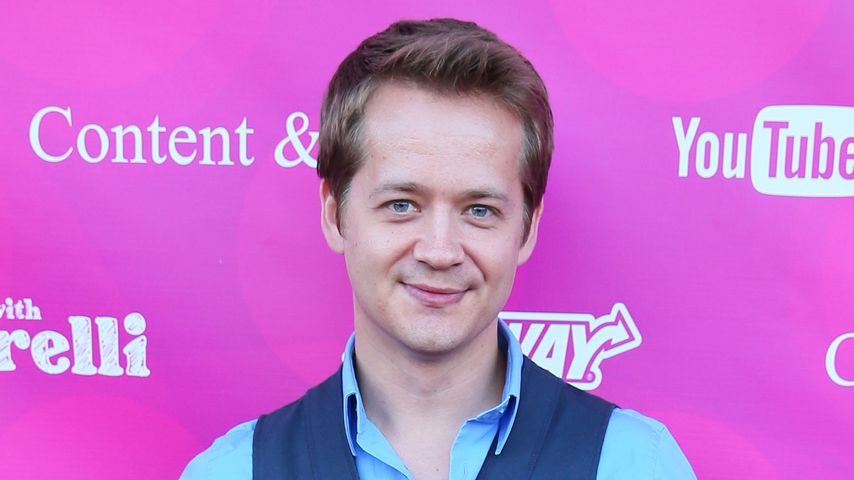 Ohne Miley Cyrus! Ex-Serienbruder Jason Earles gibt Jawort!