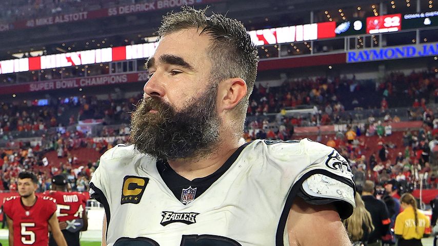 Tränenreicher Abschied: Jason Kelce gibt Rücktritt bekannt!