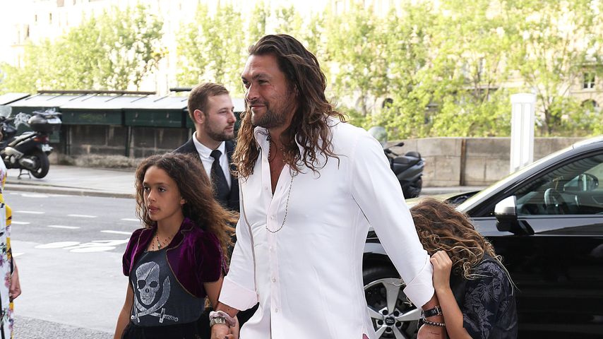 Jason Momoa mit seinem Kindern Lola und Nakoa beim Pre-Wedding-Dinner von Zoë Kravitz