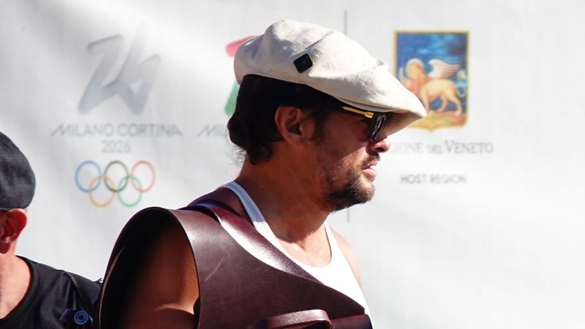 Ungewohnt: Jason Momoa zeigt sich mit Stoppelbart in Venedig