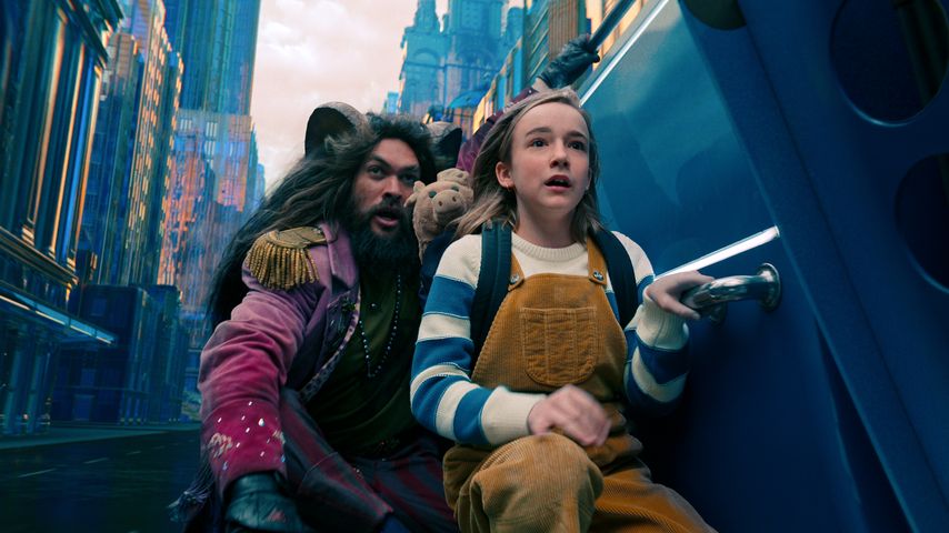 Jason Momoa und Marlow Barkley in "Schlummerland"