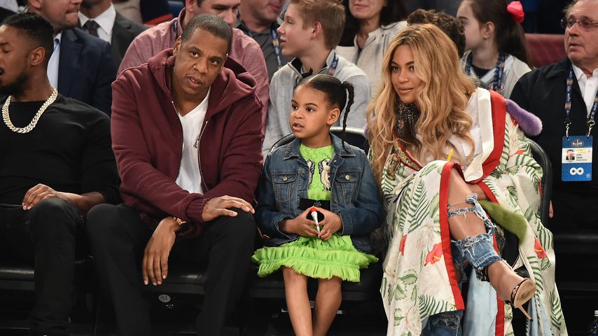 Jay-Z, Blue Ivy Carter und Beyoncé im Jahr 2017