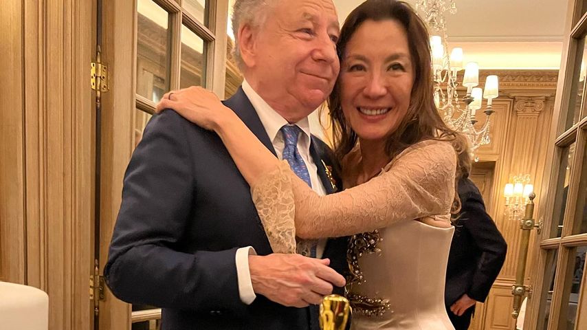 Oscar-Siegerin Michelle Yeoh hat nach 19 Jahren geheiratet!