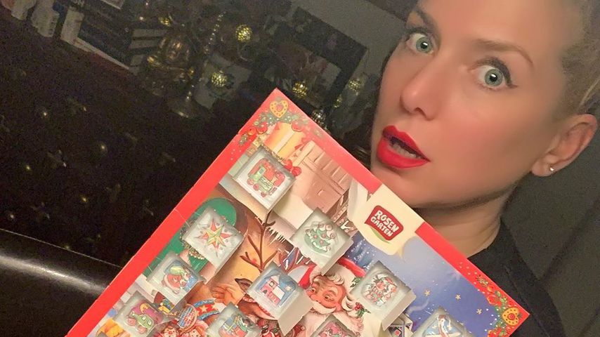 Jeanette Biedermann hat ihren Adventskalender leer gefuttert