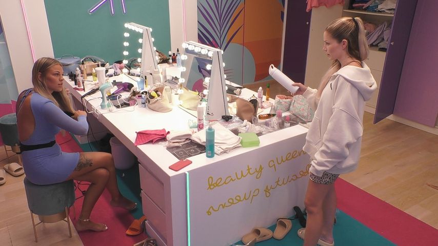 "Love Island"-Alessa bietet Gespräch an: Jeanine will nicht