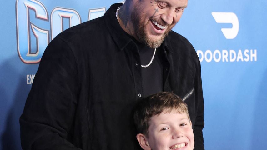 Jelly Roll und sein Sohn Noah bei der Weltpremiere von "GOAT" in Los Angeles