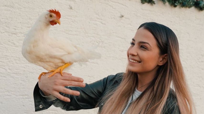 Totaler Tränen-Talk: Jenefer Riili muss ihre Hühner abgeben!
