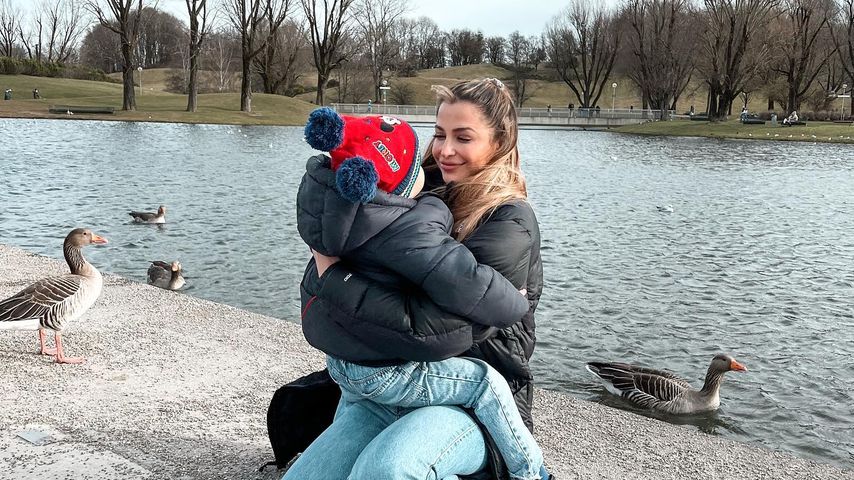 Jenefer Riili mit ihrem Sohn Milan