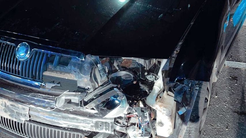 Jenefer Riilis Auto nach einem Unfall