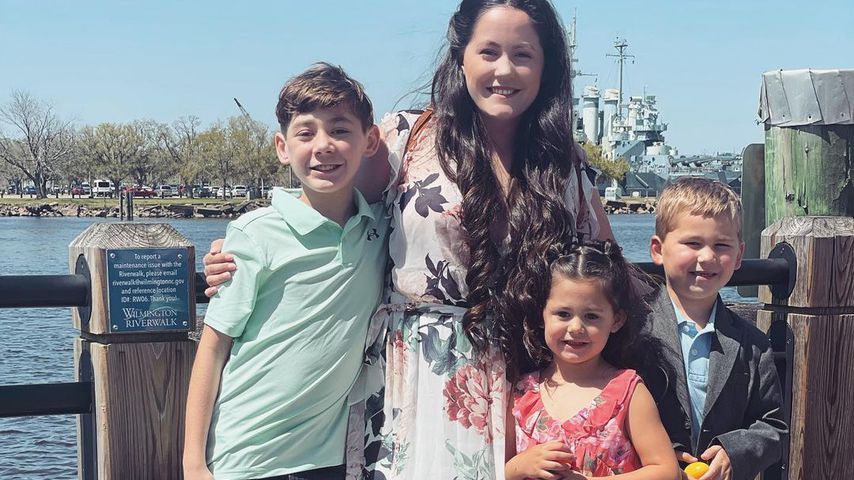 Jenelle Evans mit ihren drei Kindern