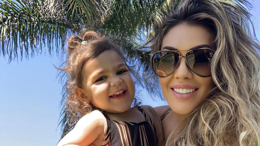 Jenn Harley mit ihrer Tochter Ariana Sky im August 2021